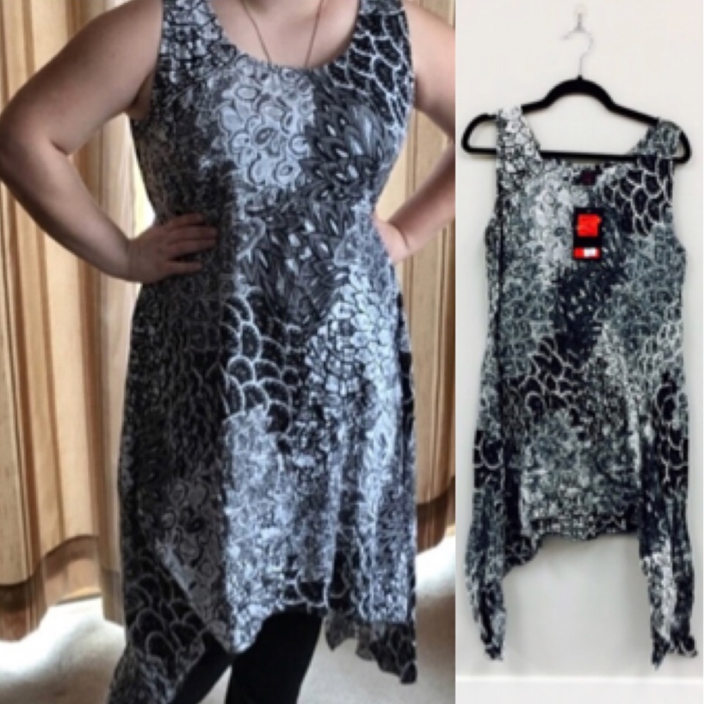 Sharkbite Sleeveless Tunic Dress! NEW! - Picture 3 of 6